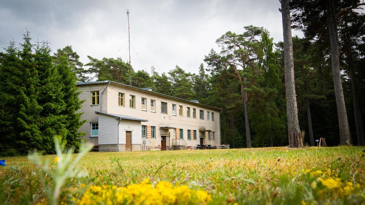 Military Base Camp Pavilosta Pāvilosta Extérieur photo